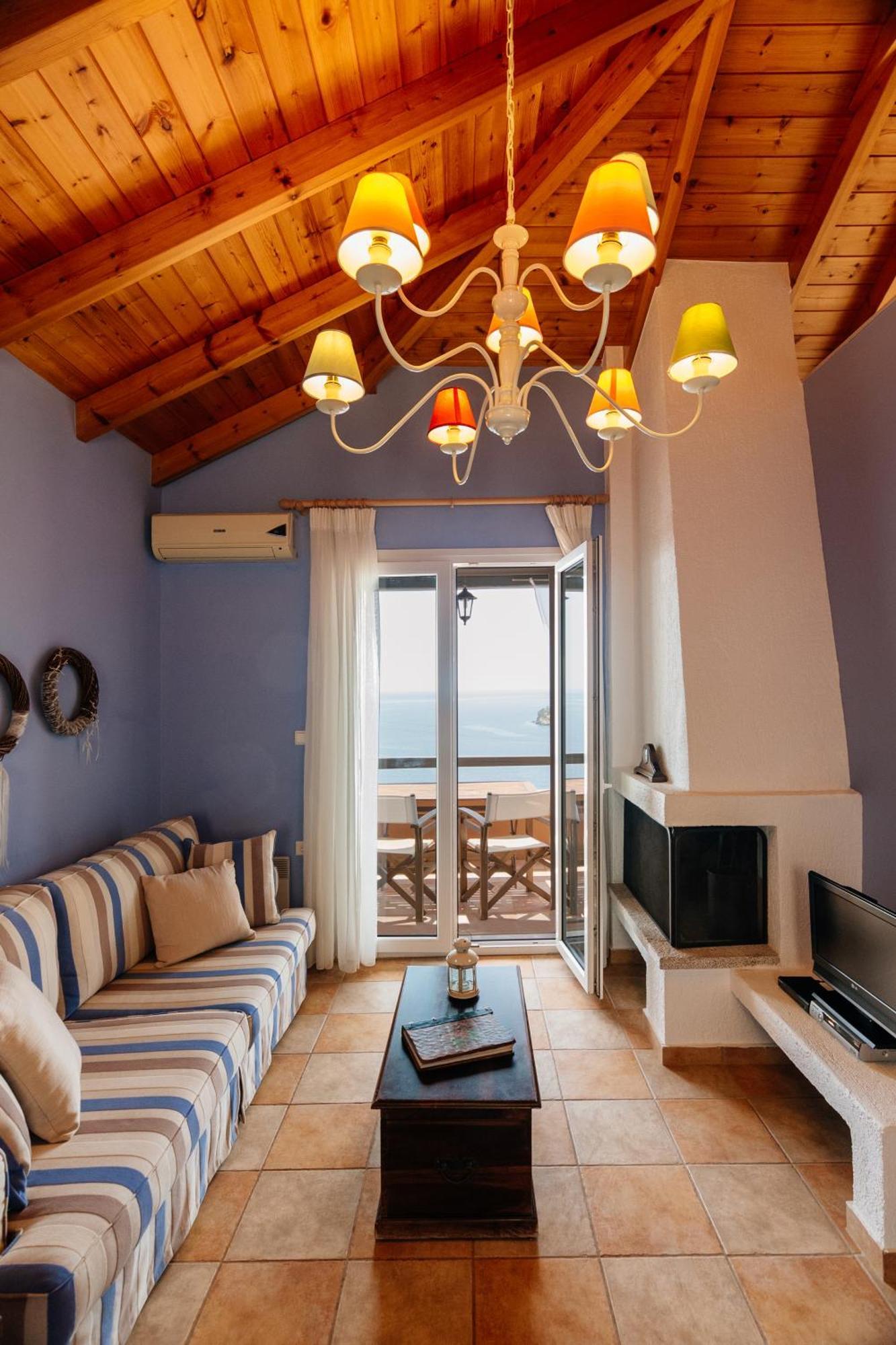 Apelon Tiritas Villas เลโอนีดีออน ภายนอก รูปภาพ